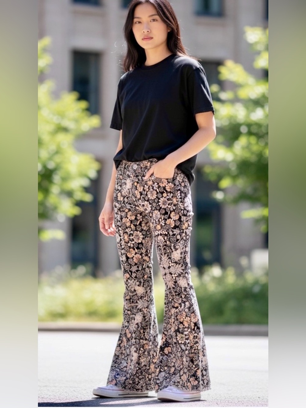 Free People We The Free Black Floral Wide Bell Bottoms w/ Peach Accents Boho 30